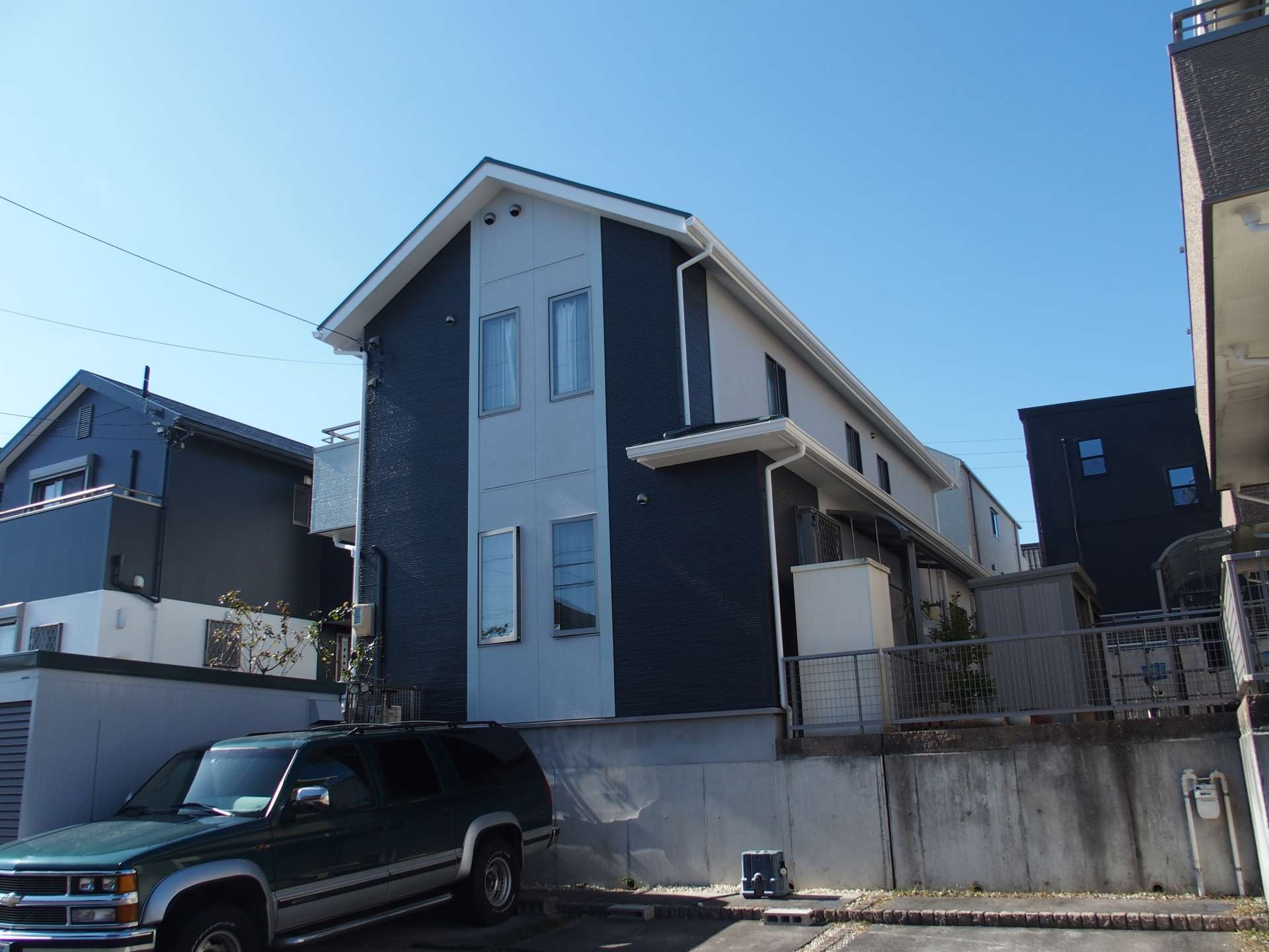 名古屋市緑区N様邸の外壁・防水屋根塗装