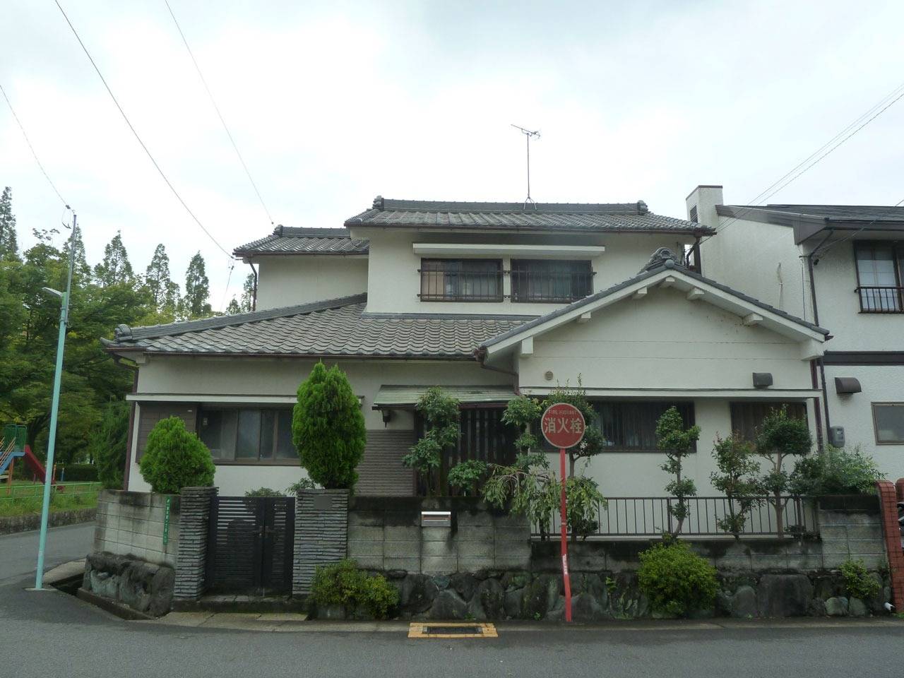 名古屋市緑区Ｓ様邸の外壁塗装とベランダ防水塗装
